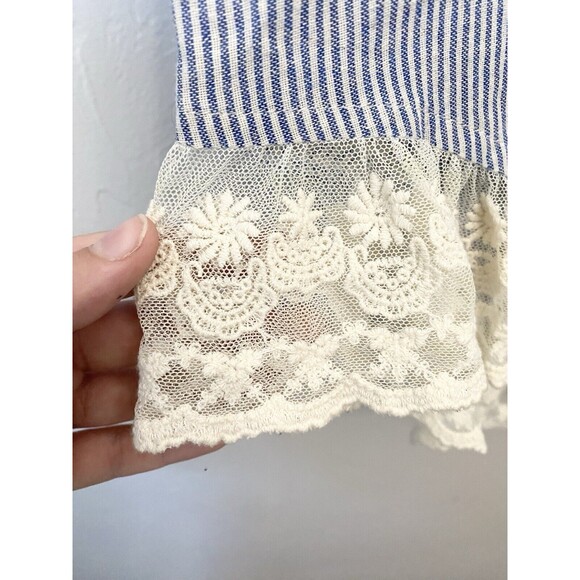 Umgee Blue Striped Tunic with Cream Lace Hem - Picture 3 of 13